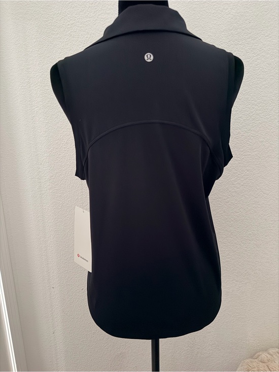 lululemon athletica Tops - Lululemon Quick Drying Sleeveless Polo Tank